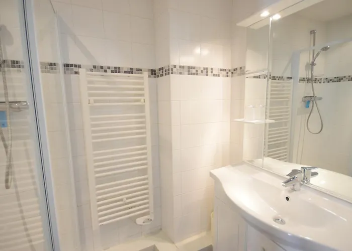 Apartmán Agreable 60 M², Proche Ski, Balcon, Animaux Admis, Parking - Fr-1-498-14 Évian-les-Bains